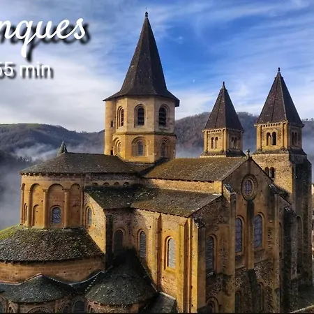 La Source Du Bonheur Et Table D'hotes Отель типа 