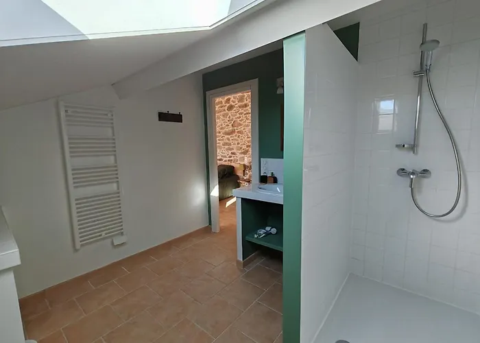 La Source Du Bonheur Et Table D'hotes Rieupeyroux