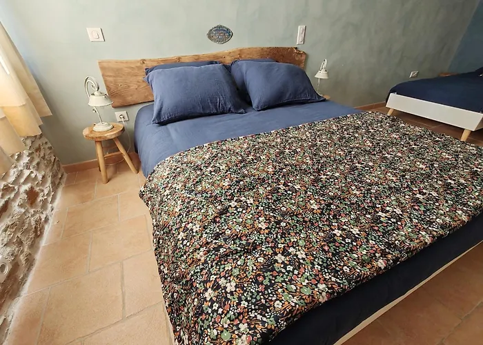 Panzió La Source Du Bonheur Et Table D'hotes