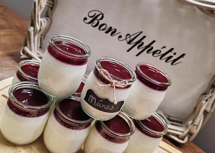 La Source Du Bonheur Et Table D'hotes 3*