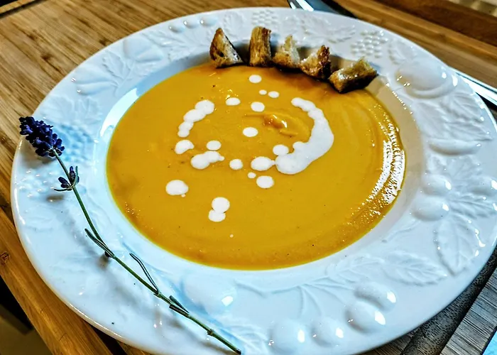 La Source Du Bonheur Et Table D'hotes Panzió