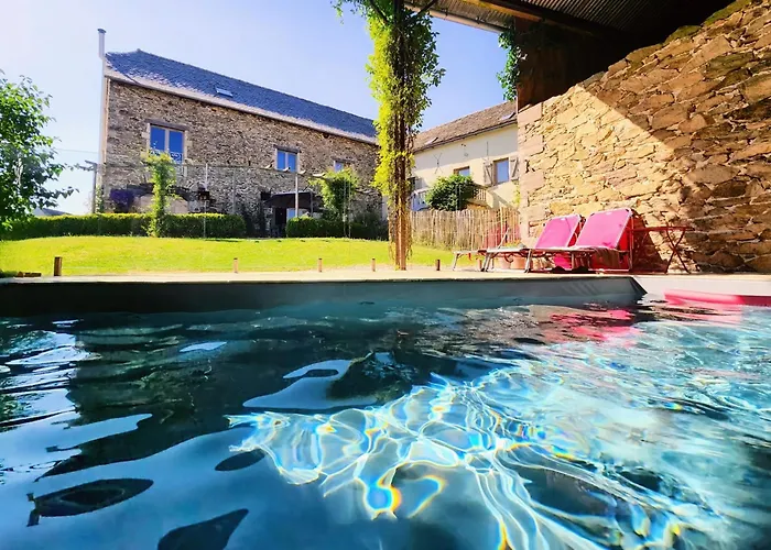 Panzió La Source Du Bonheur Et Table D'hotes Rieupeyroux