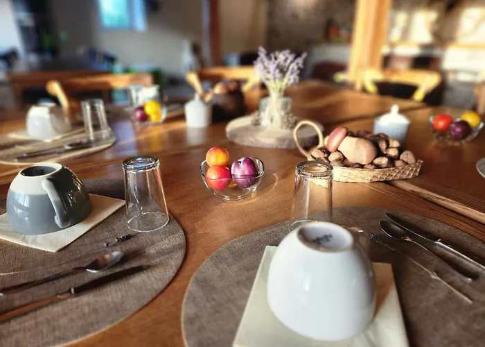 La Source Du Bonheur Et Table D'hotes