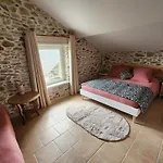 La Source Du Bonheur Et Table D'hôtes Rieupeyroux (Aveyron)
