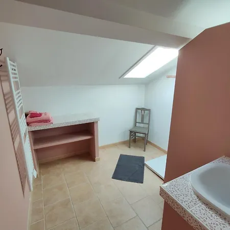 La Source Du Bonheur Et Table D'hotes 3*