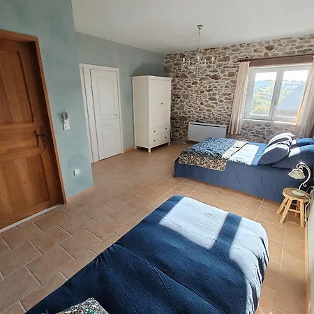 Bed & Breakfast La Source Du Bonheur Et Table D'hotes Rieupeyroux (Aveyron)