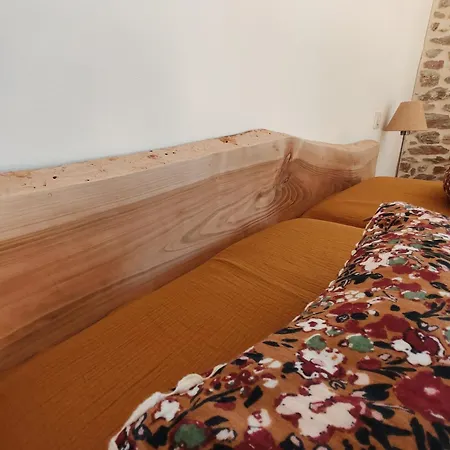 La Source Du Bonheur Et Table D'hotes Отель типа 