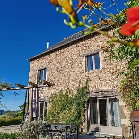 La Source Du Bonheur Et Table D'hotes Bed and breakfast