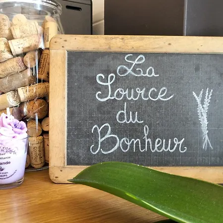 La Source Du Bonheur Et Table D'hotes 3*