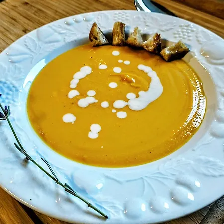 La Source Du Bonheur Et Table D'hotes Bed & Breakfast