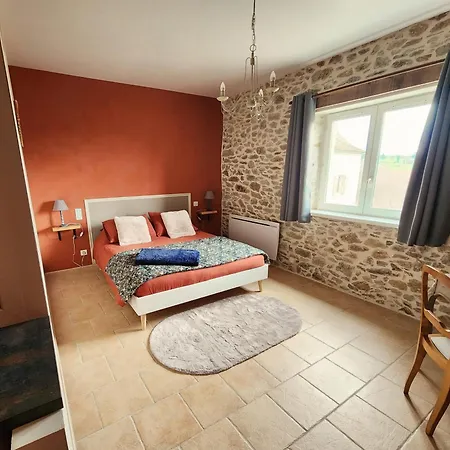 Bed and breakfast La Source Du Bonheur Et Table D'hotes