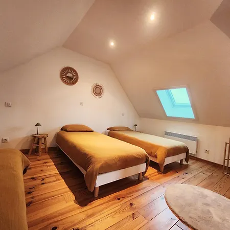 La Source Du Bonheur Et Table D'hotes Bed & Breakfast 3*