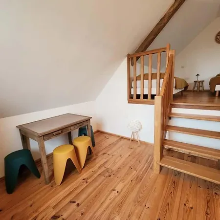 Bed and breakfast La Source Du Bonheur Et Table D'hotes 3*