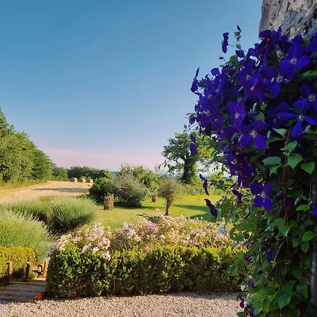 Bed & Breakfast La Source Du Bonheur Et Table D'hotes 3*