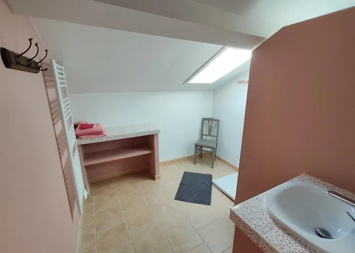 La Source Du Bonheur Et Table D'hotes 3*