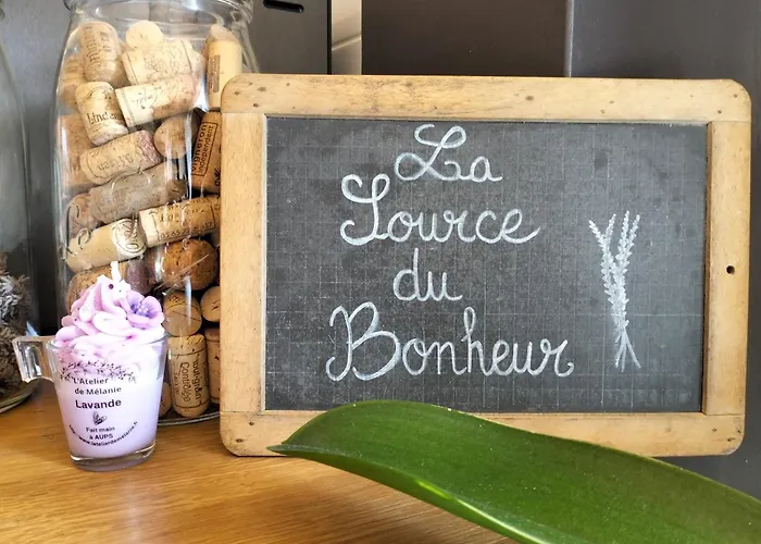 La Source Du Bonheur Et Table D'hotes 3*