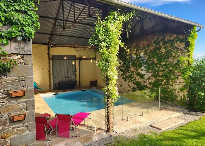 La Source Du Bonheur Et Table D'hotes 3*