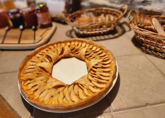 La Source Du Bonheur Et Table D'hotes 3*