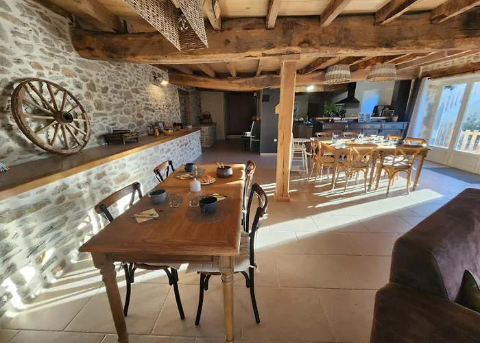 La Source Du Bonheur Et Table D'hotes