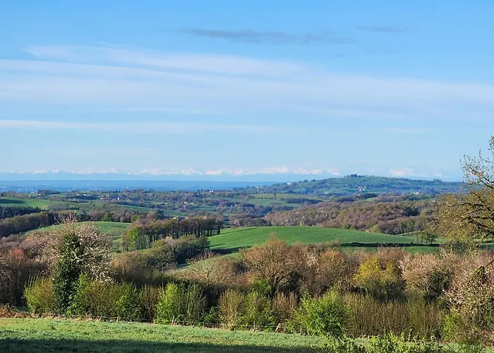 Bed & Breakfast La Source Du Bonheur Et Table D'hotes 3*